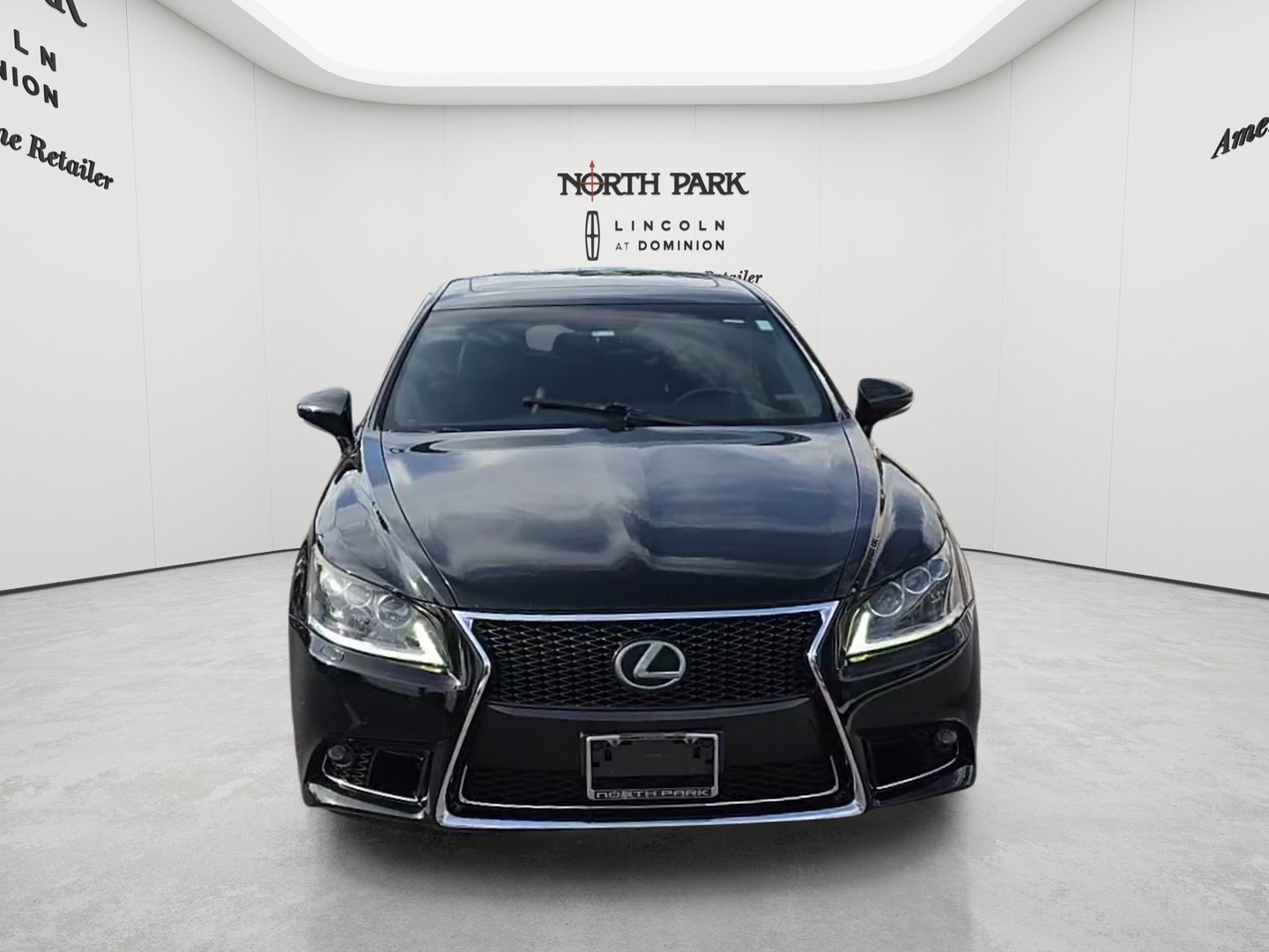 Used 2013 Lexus LS 460 w/ F-Sport Pkg RWD image 8