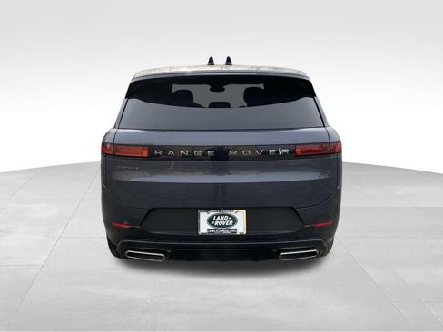 New 2026 Land Rover Range Rover Sport SE image 7