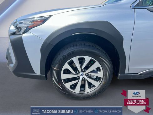 Certified 2025 Subaru Outback Premium AWD/4WD image 9
