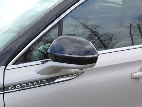 Certified 2024 Lincoln Corsair AWD w/ Equipment Group 101A image 13