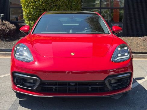 Used 2023 Porsche Panamera 4S w/ Premium Package image 3