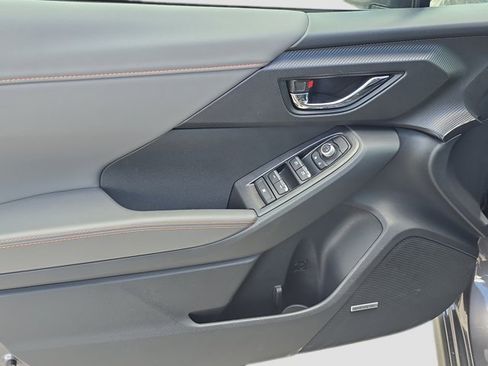 New 2025 Subaru Crosstrek 2.5i Limited w/ Popular Package #3A image 15