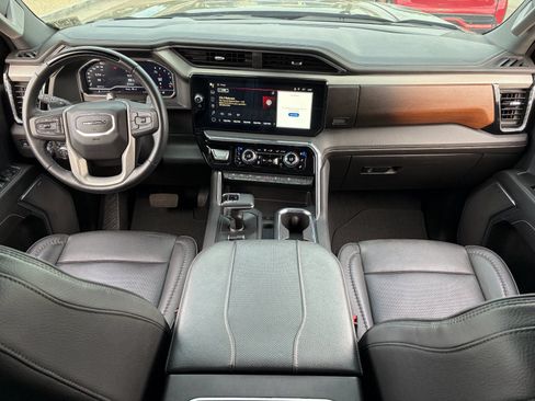 Certified 2025 GMC Sierra 1500 Denali AWD/4WD image 16