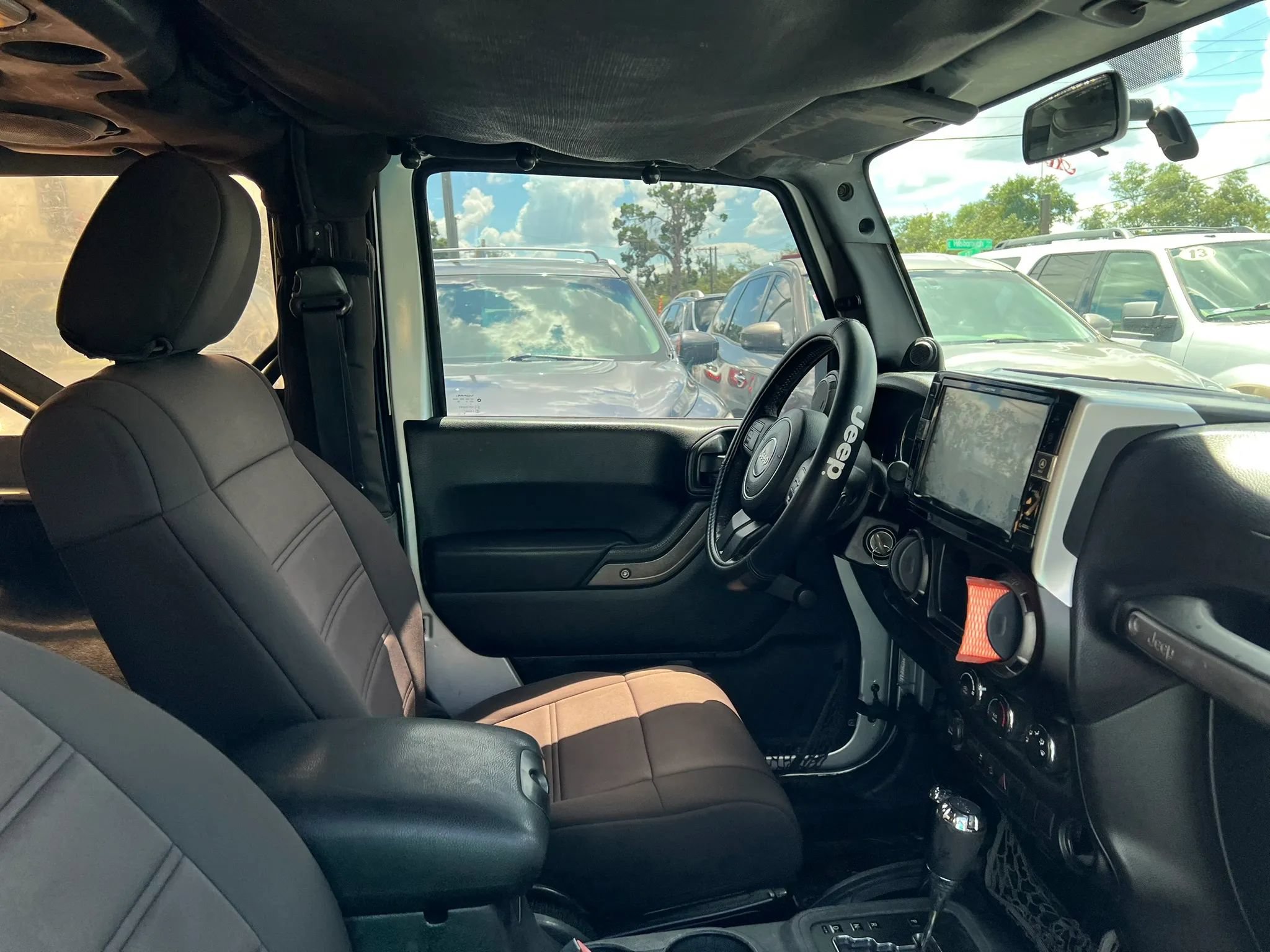 Used 2012 Jeep Wrangler Sport AWD/4WD image 13
