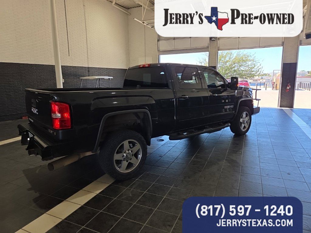 Used 2018 GMC Sierra 2500 SLT w/ Duramax Plus Package AWD/4WD image 5