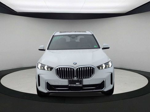 Certified 2024 BMW X5 xDrive40i w/ Premium Package image 3