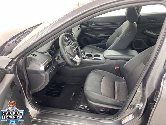 Used 2025 Nissan Altima 2.5 SV FWD image 16