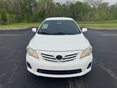 Used 2013 Toyota Corolla LE image 8