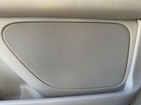 Used 2017 Lincoln MKZ Select w/ Select Plus Package FWD image 27