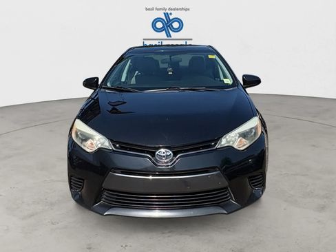 Used 2016 Toyota Corolla LE FWD image 9