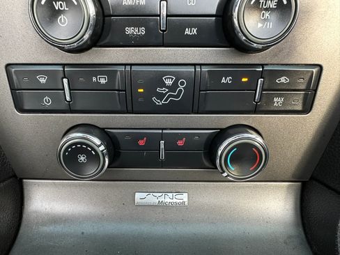 Used 2010 Ford Mustang GT RWD image 27