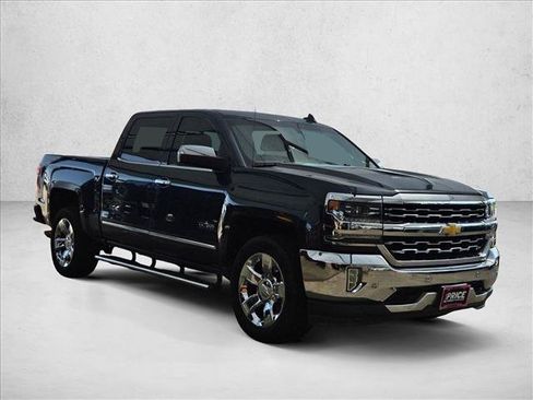 Used 2018 Chevrolet Silverado 1500 LTZ w/ Texas Edition RWD image 3