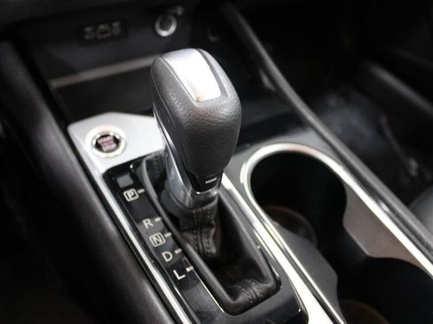 Used 2024 Nissan Altima 2.5 SV image 37