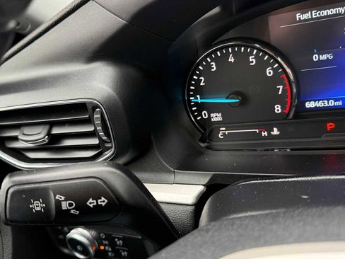 Used 2021 Ford Explorer XLT w/ Equipment Group 202A image 18