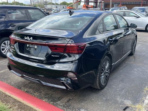 Used 2023 Kia Forte GT-Line w/ GT-Line Premium Package FWD image 7