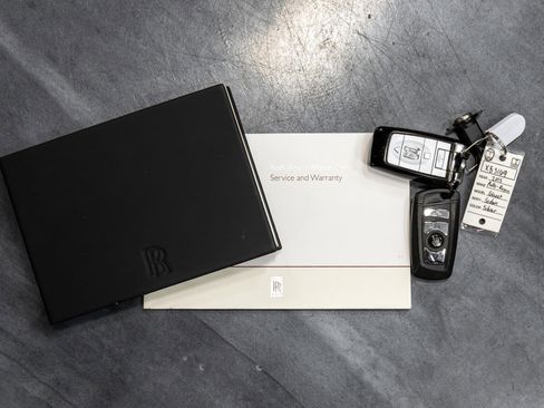 Used 2015 Rolls-Royce Ghost image 83