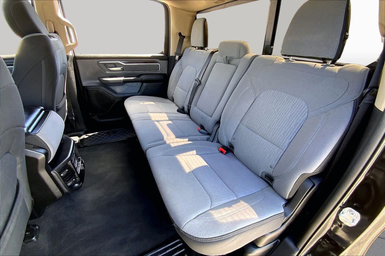 Used 2019 RAM 1500 Big Horn RWD image 20