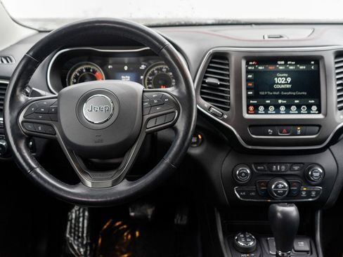 Used 2021 Jeep Cherokee Trailhawk w/ Trailer Tow Group image 12