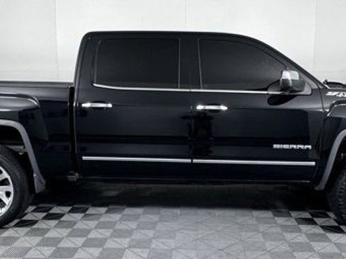 Used 2017 GMC Sierra 1500 SLT w/ SLT Preferred Package image 9