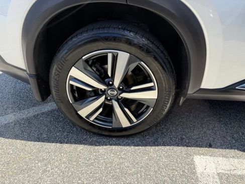 Certified 2021 Nissan Rogue SL w/ Premium Package AWD/4WD image 13