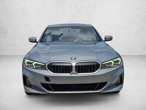 Used 2023 BMW 330i Sedan w/ Convenience Package RWD image 2