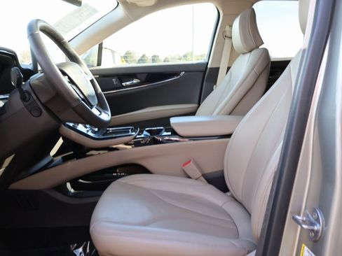 Used 2023 Lincoln Nautilus Reserve w/ Equipment Group 201A image 24