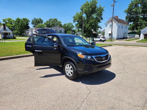 Used 2011 Kia Sorento 2WD image 15