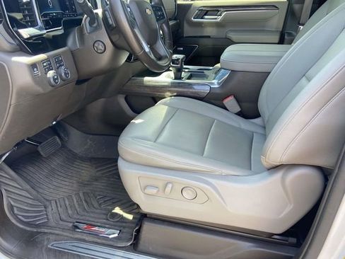 Certified 2023 Chevrolet Silverado 1500 LTZ AWD/4WD image 13