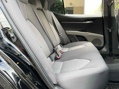 Used 2021 Toyota Camry LE image 35