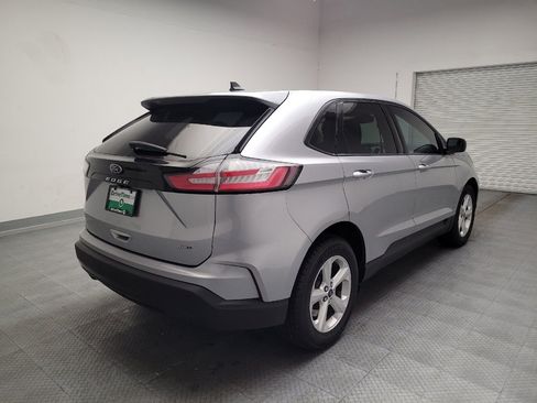 Used 2022 Ford Edge SE AWD/4WD image 9