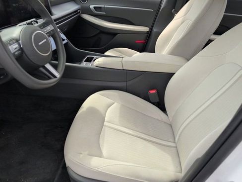 Used 2025 Hyundai Sonata SEL FWD image 24