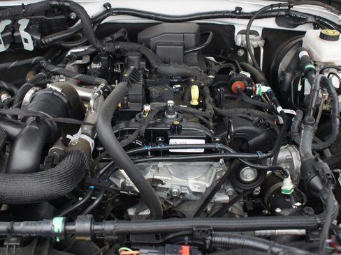 Used 2023 Ford Bronco Outer Banks image 28