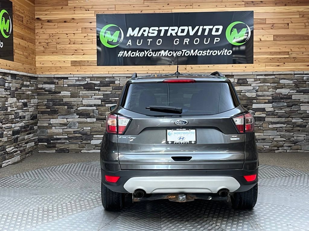 Used 2017 Ford Escape SE w/ SE Leather Comfort Package AWD/4WD image 17