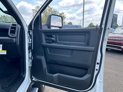 New 2024 RAM 4500 Tradesman w/ Chrome Appearance Group image 34