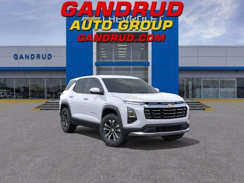 New 2026 Chevrolet Equinox LT w/ LPO, Floor Liner Package image 1