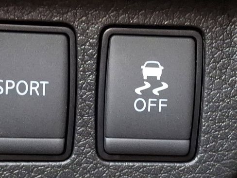 Used 2017 Nissan Sentra SV image 26