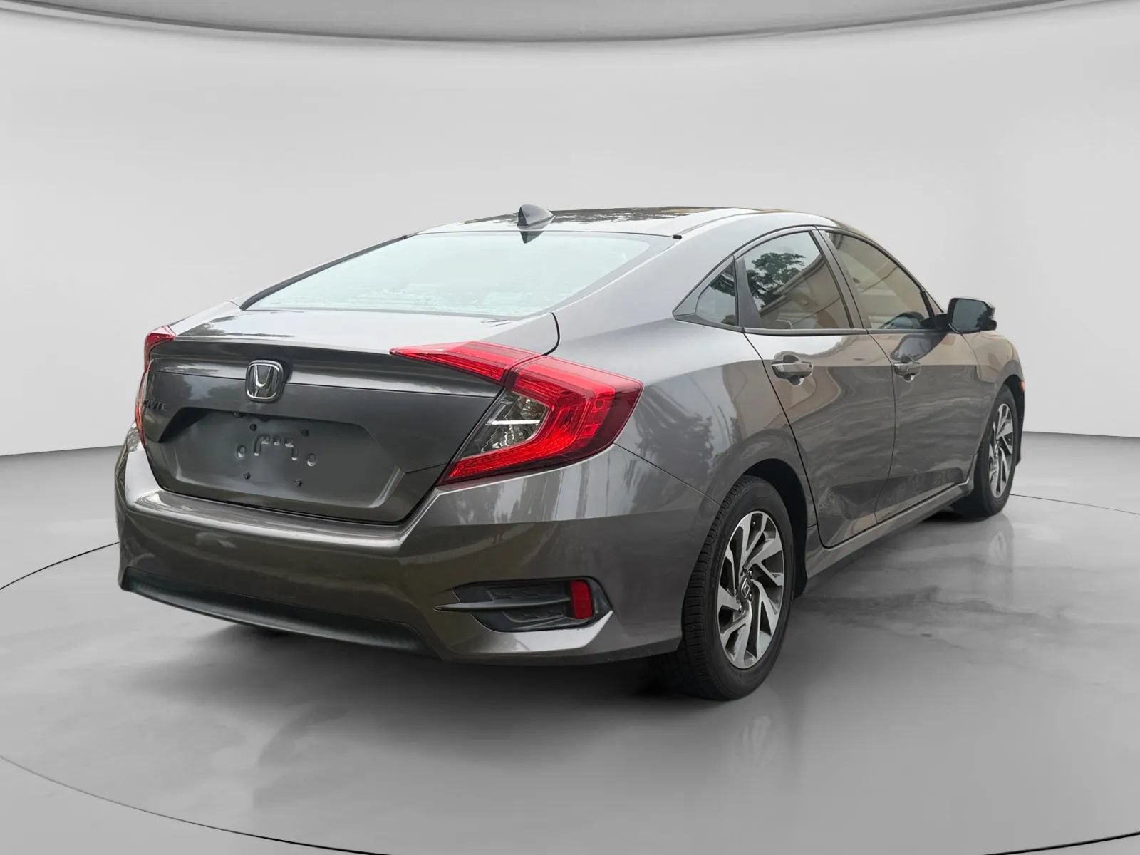 Used 2017 Honda Civic EX image 5