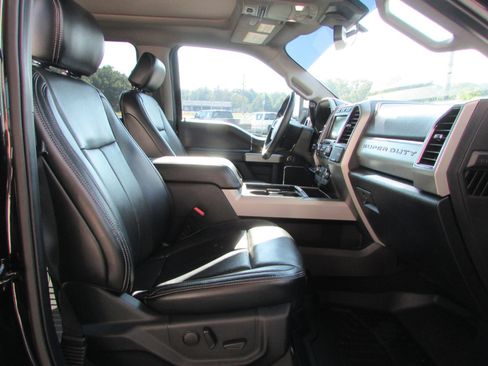 Used 2021 Ford F250 Lariat w/ Lariat Ultimate Package image 13