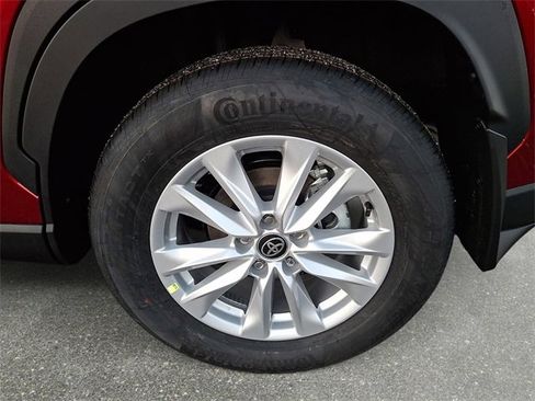 New 2026 Toyota Corolla Cross LE image 5