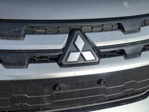 Used 2024 Mitsubishi Outlander Sport SE image 10