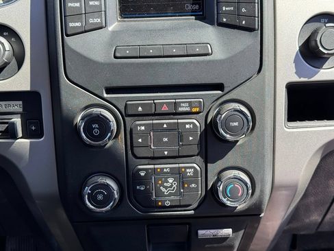 Used 2014 Ford F150 XLT w/ Equipment Group 302A Luxury AWD/4WD image 14