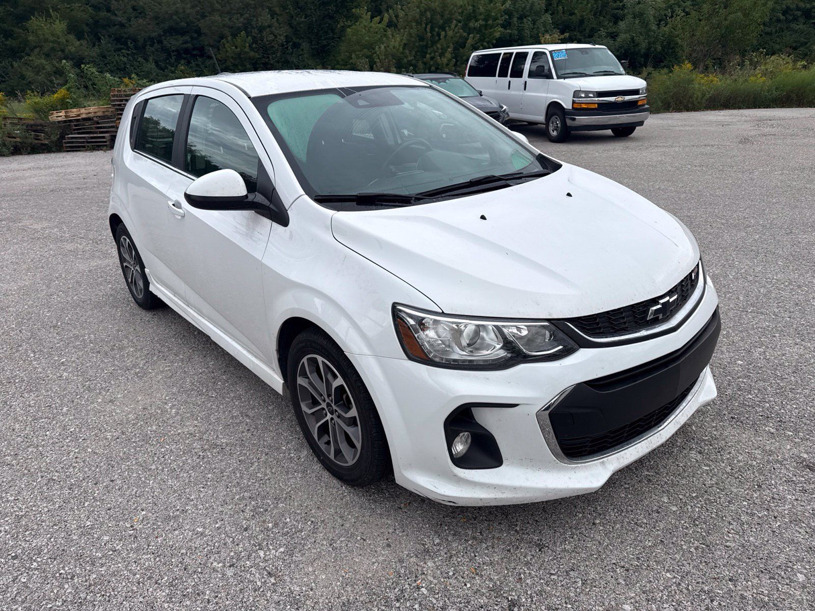 Used 2019 Chevrolet Sonic LT w/ Convenience Package FWD image 4