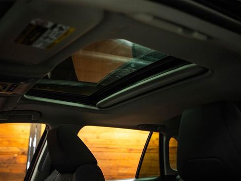 Used 2025 Toyota RAV4 XLE w/ Convenience Package image 24