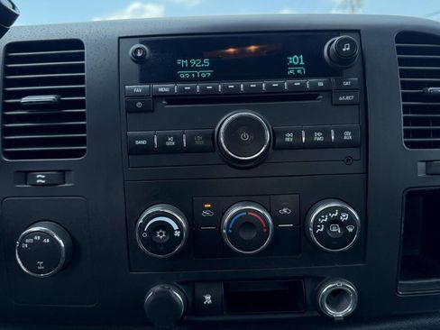 Used 2009 Chevrolet Silverado 1500 LT image 7