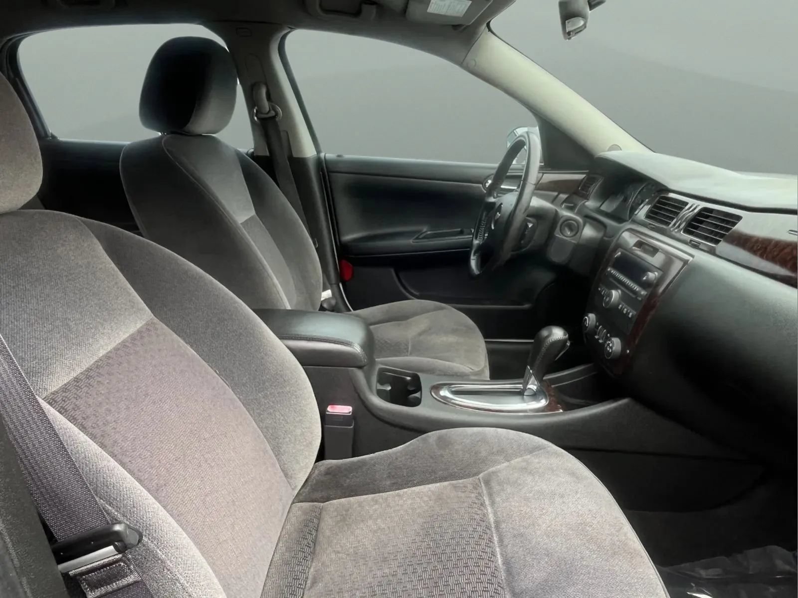 Used 2012 Chevrolet Impala LT FWD image 17