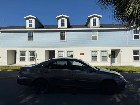 Used 2005 Toyota Camry LE image 4