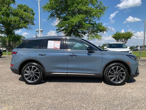Used 2023 Lincoln Corsair FWD w/ Equipment Group 101A image 2