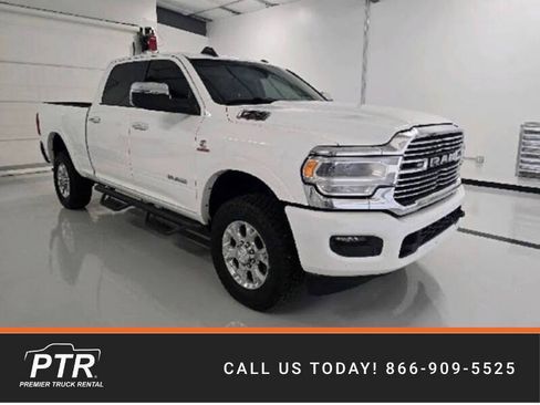 Used 2022 RAM 2500 Laramie AWD/4WD image 1