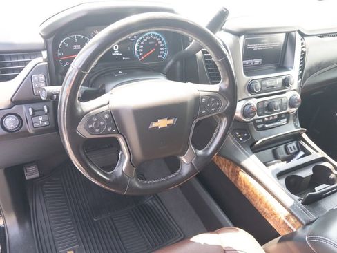Used 2020 Chevrolet Tahoe Premier w/ Premier Plus Edition image 19