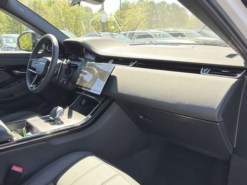 New 2026 Land Rover Range Rover Evoque S image 17